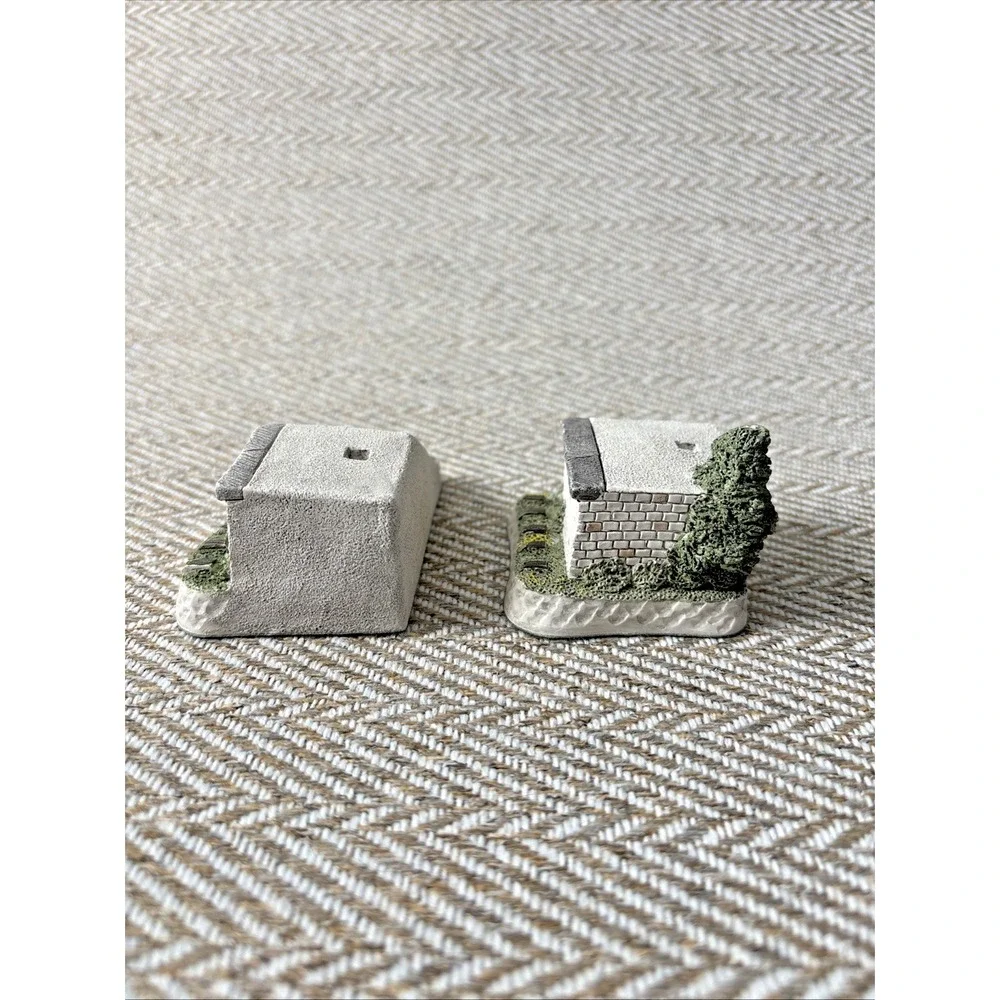David Winter Welsh Collection A Bit of Nonsense 1993 England